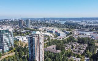 Photo 3: 1504 7388 SANDBORNE Avenue in Burnaby: South Slope Condo for sale in "MAYFAIR PLACE 2" (Burnaby South)  : MLS®# R2807827