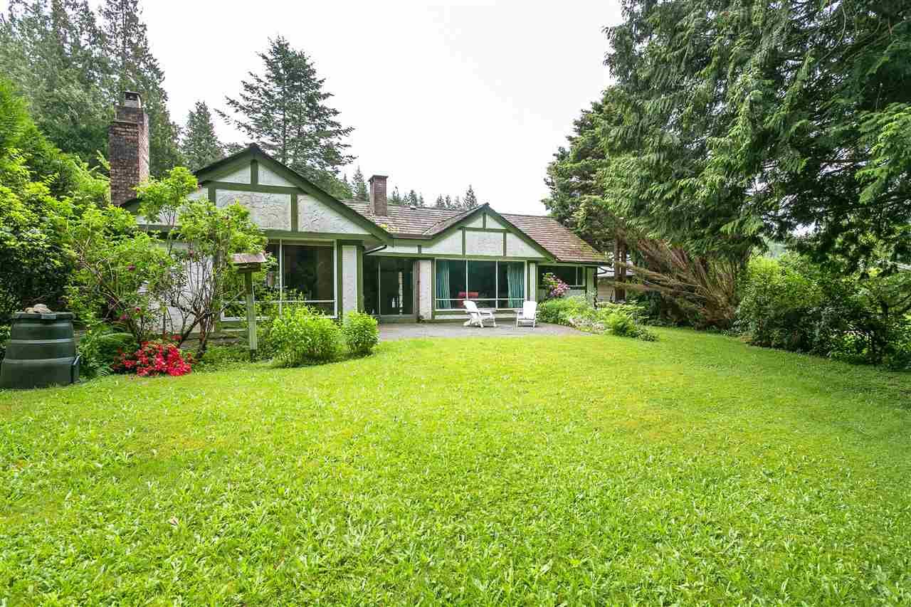 Main Photo: 5733 CRANLEY Drive in West Vancouver: Eagle Harbour House for sale : MLS®# R2173714