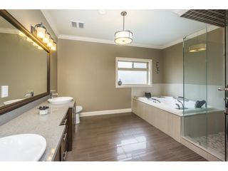 Photo 14: 2273 CHARDONNAY Lane in Abbotsford: Aberdeen House for sale : MLS®# R2094873