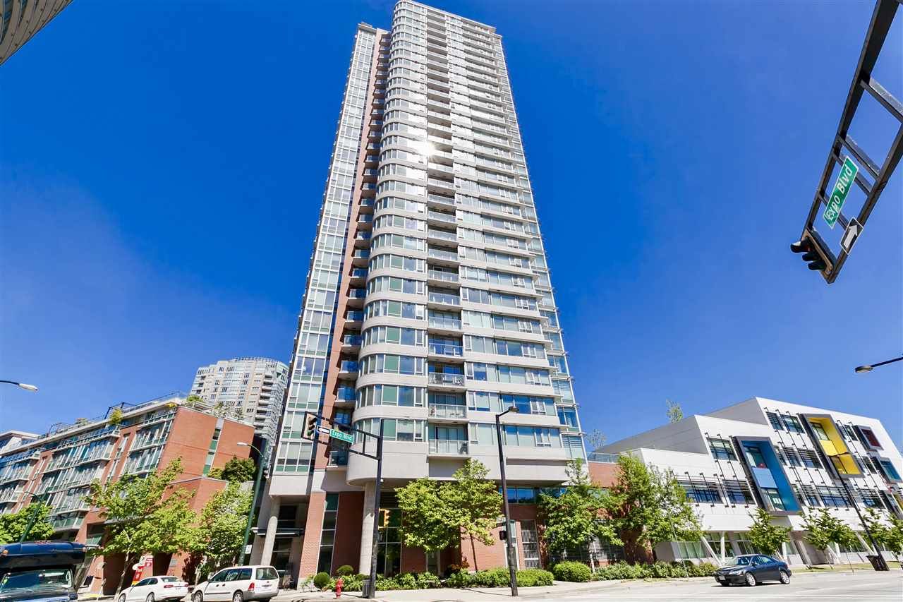 Main Photo: 2202 688 ABBOTT Street in Vancouver: Downtown VW Condo for sale (Vancouver West)  : MLS®# R2369414