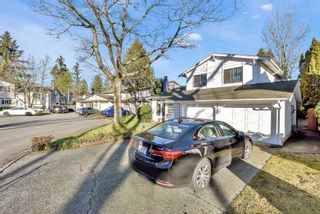 Photo 2: 6742 133B Street in Surrey: West Newton House for sale : MLS®# R2530498