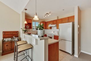 Photo 9: 304 333 E 1ST Street in North Vancouver: Lower Lonsdale Condo for sale in "Vista West" : MLS®# R2713431