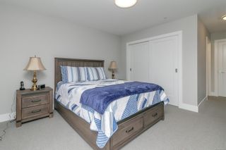 Photo 20: 7924 Lochside Dr in Central Saanich: CS Turgoose Row/Townhouse for sale : MLS®# 888971
