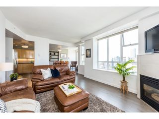 Photo 4: 3501 939 HOMER Street in Vancouver: Yaletown Condo for sale in "THE PINNACLE" (Vancouver West)  : MLS®# R2375975