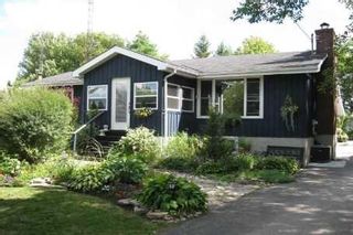 Photo 1: 52 Robinson Avenue in Kawartha Lakes: Rural Eldon House (Bungalow) for sale : MLS®# X3472144