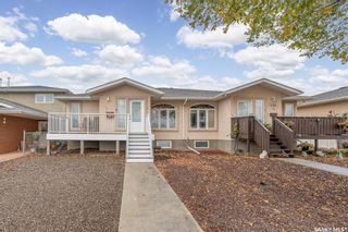 Photo 2: 2 120 Athabasca Street West in Moose Jaw: Central MJ Residential for sale : MLS®# SK946978