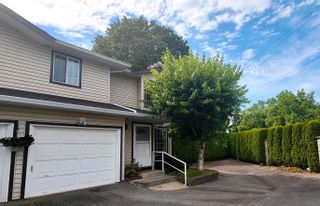 Photo 2: 112 9561 207 Street in Langley: Walnut Grove Townhouse for sale in "DERBY MEWS" : MLS®# R2716217