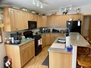 Photo 6: 3 PIONEER Way in Fort Nelson: Fort Nelson -Town Manufactured Home for sale : MLS®# R2706762