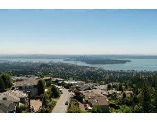 Photo 8: 1495 BRAMWELL Road in West Vancouver: Chartwell House for sale : MLS®# R2631699