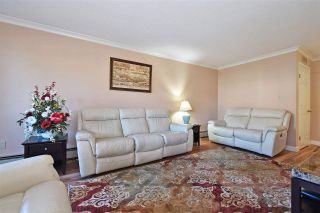 Photo 5: 126 32853 LANDEAU Place in Abbotsford: Central Abbotsford Condo for sale in "PARK PLACE" : MLS®# R2563160