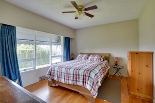 Photo 17: 952 BEAUMONT Drive in North Vancouver: Edgemont House for sale : MLS®# R2720261