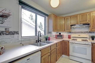 Photo 7: 36 Strathearn Crescent SW in Calgary: Strathcona Park Detached for sale : MLS®# A1152503