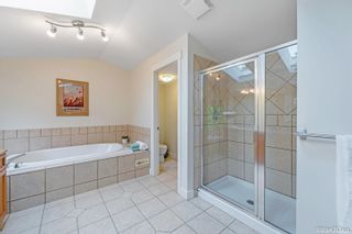 Photo 18: 54 CLIFFWOOD Drive in Port Moody: Heritage Woods PM House for sale : MLS®# R2690811