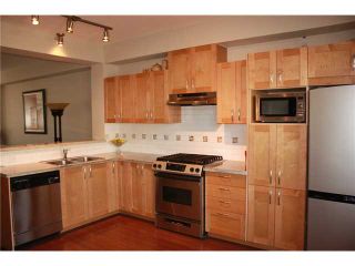 Photo 3: 54 1370 PURCELL Drive in Coquitlam: Westwood Plateau Townhouse for sale in "WHITE TAIL LANE" : MLS®# V903344