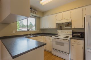 Photo 4: 3765 INVERNESS Street in Port Coquitlam: Lincoln Park PQ House for sale : MLS®# R2048274