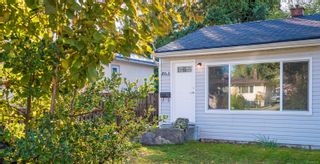 Photo 3: 863 Eberts St in Nanaimo: Na Central Nanaimo House for sale : MLS®# 947776