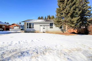 Main Photo: 55 Sherwood Crescent: Red Deer Detached for sale : MLS®# A2114294