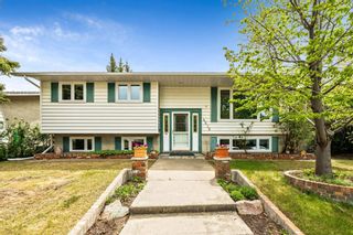 Main Photo: 4819 40 Avenue SW in Calgary: Glamorgan Detached for sale : MLS®# A1255692