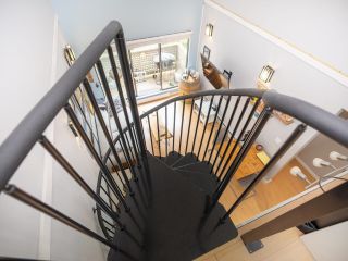 Photo 8: 311 423 AGNES Street in New Westminster: Downtown NW Condo for sale in "THE RIDGEVIEW" : MLS®# R2684689