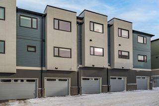 Photo 2: 904 218 Sherwood Square NW in Calgary: Sherwood Row/Townhouse for sale : MLS®# A2022621