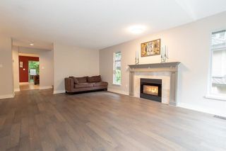 Photo 5: 1178 STRATHAVEN Drive in North Vancouver: Northlands Townhouse for sale in "Strathaven" : MLS®# R2805612