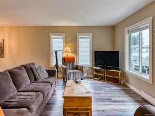 Photo 17: 2582 WINDERMERE Avenue in CUMBERLAND: CV Cumberland House for sale (Comox Valley)  : MLS®# 833211