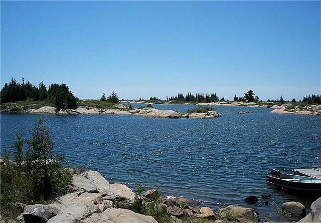 Photo 4: Photos: 1085 Georgian Bay Water in The Archipelago: House (Bungalow) for sale : MLS®# X3505942