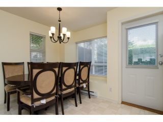 Photo 7: 6711 PRENTER Street in Burnaby: Highgate Townhouse for sale in "ROCK HILL" (Burnaby South)  : MLS®# R2010743