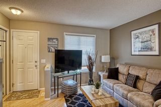 Photo 5: 268 Elgin Gardens SE in Calgary: McKenzie Towne Row/Townhouse for sale : MLS®# A1182611