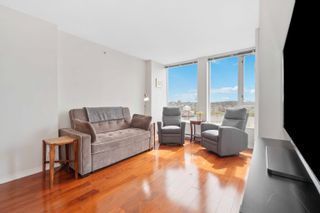 Photo 11: 2309 550 TAYLOR Street in Vancouver: Downtown VW Condo for sale (Vancouver West)  : MLS®# R2678242