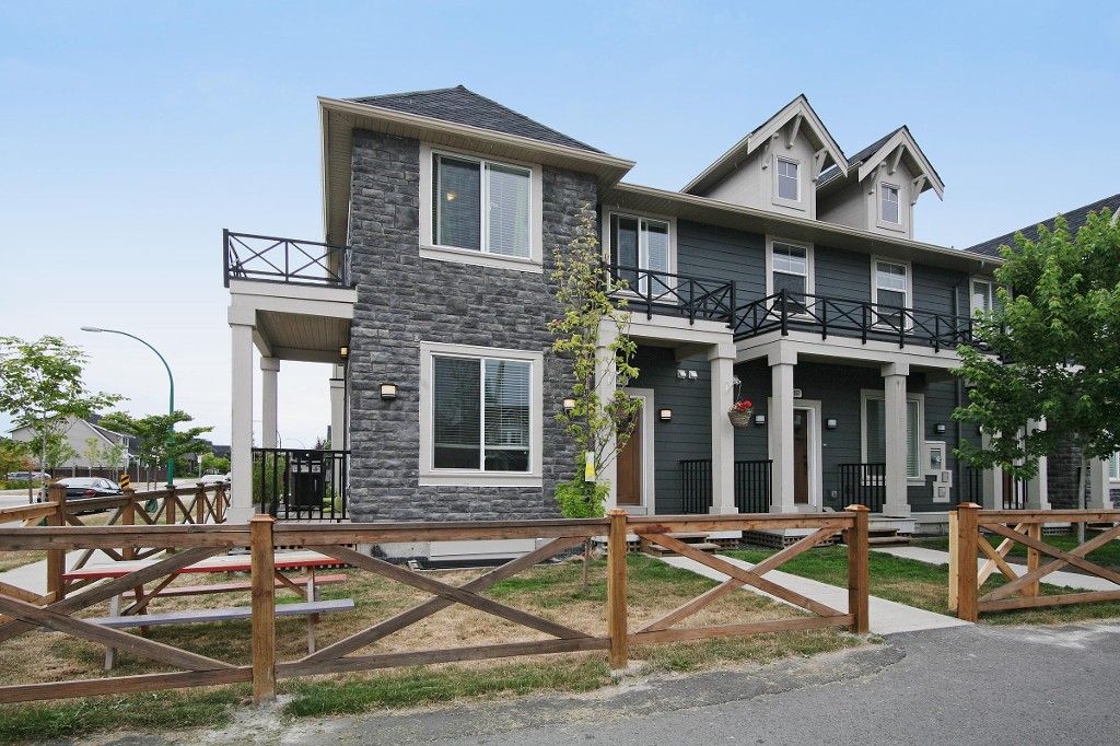 Main Photo: 7255 192ND Street in Surrey: Clayton Townhouse for sale (Cloverdale)  : MLS®# F1446321