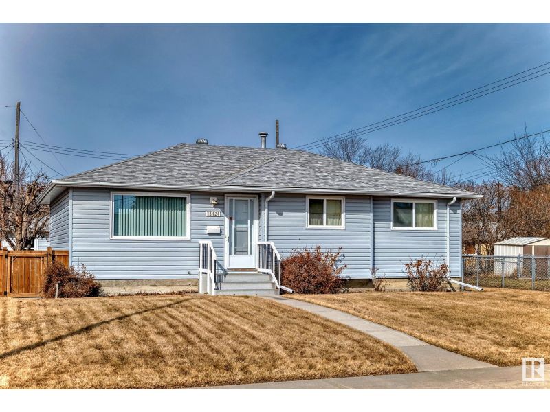 FEATURED LISTING: 13424 - 129 ST NW Edmonton
