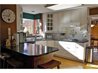 Photo 2: 8320 ROSEHILL Drive in Richmond: South Arm House for sale : MLS®# V864013