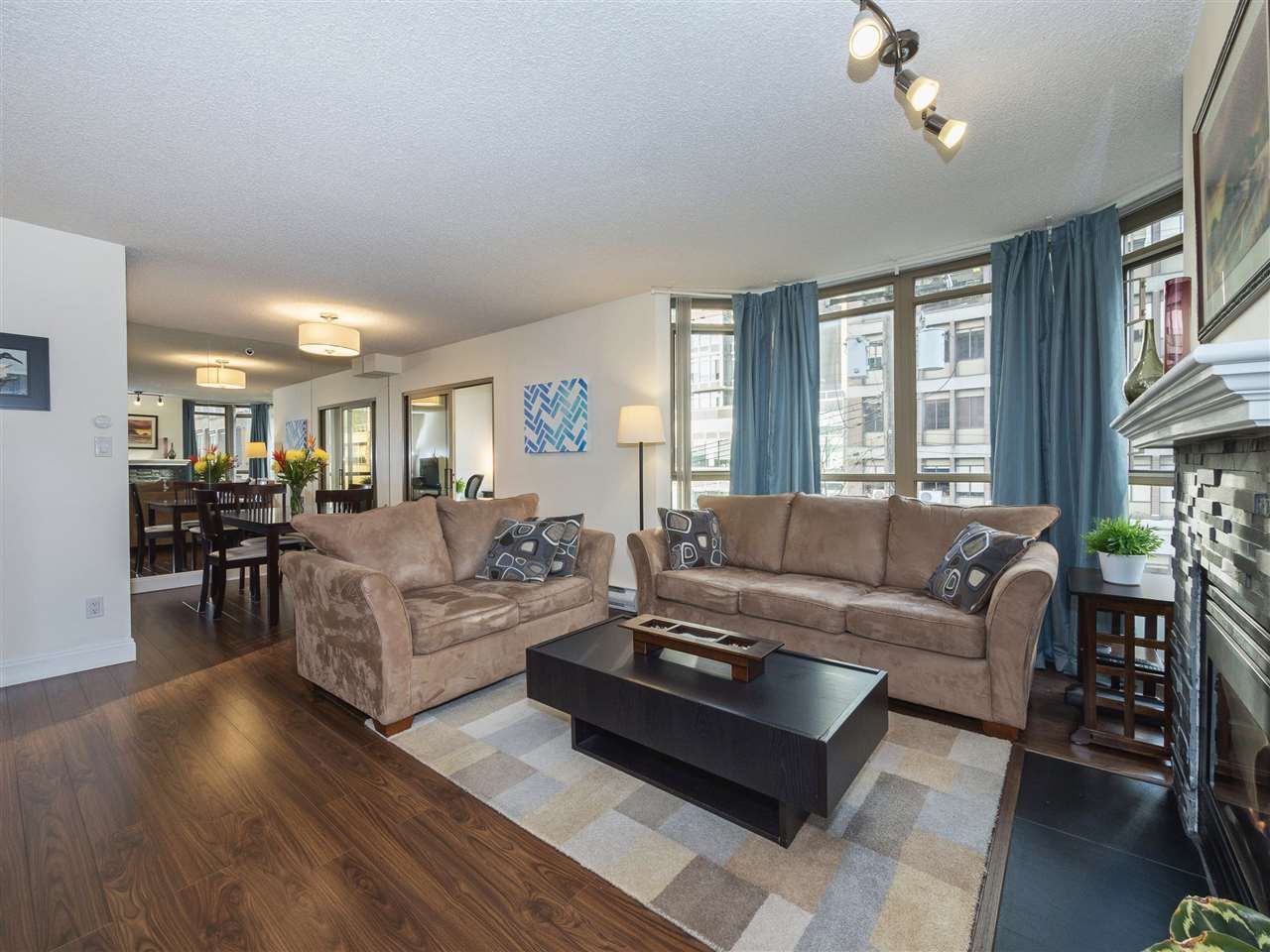 Main Photo: 506 867 HAMILTON Street in Vancouver: Downtown VW Condo for sale in "JARDINE'S LOOKOUT" (Vancouver West)  : MLS®# R2324358