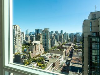 Photo 6: 2605 388 DRAKE Street in Vancouver: Yaletown Condo for sale in "GOVERNOR'S TOWER" (Vancouver West)  : MLS®# R2803517