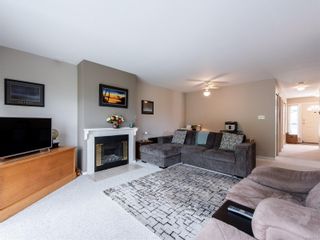 Photo 6: 158 BOWLSBY St in Nanaimo: Na Chase River Row/Townhouse for sale : MLS®# 857769