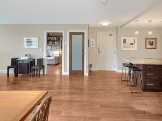 Photo 5: 310 522 MOBERLY Road in Vancouver: False Creek Condo for sale in "Discovery Quay" (Vancouver West)  : MLS®# R2246450
