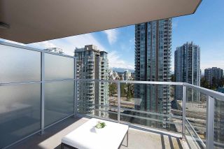 Photo 2: 2308 1155 THE HIGH Street in Coquitlam: North Coquitlam Condo for sale in "M1" : MLS®# R2353744