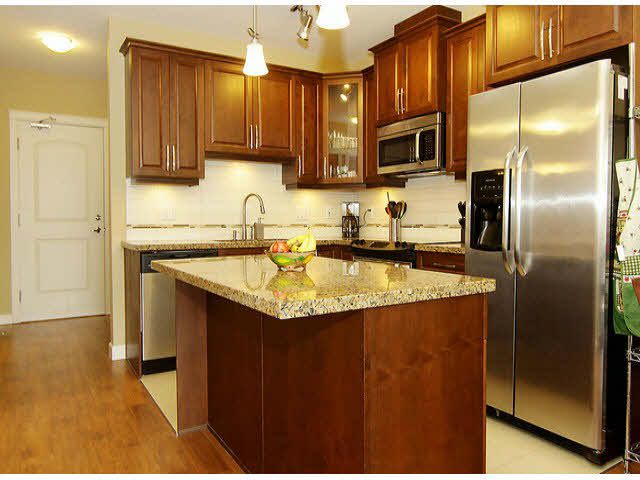 Main Photo: 556 8328 207A STREET in : Willoughby Heights Condo for sale (Langley)  : MLS®# F1315048