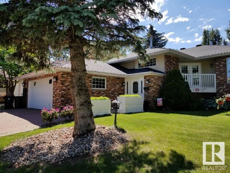 FEATURED LISTING: 6 FIELDSTONE Drive Spruce Grove