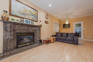 Photo 3: 7091 NELSON Avenue in Burnaby: Metrotown 1/2 Duplex for sale (Burnaby South)  : MLS®# R2345933