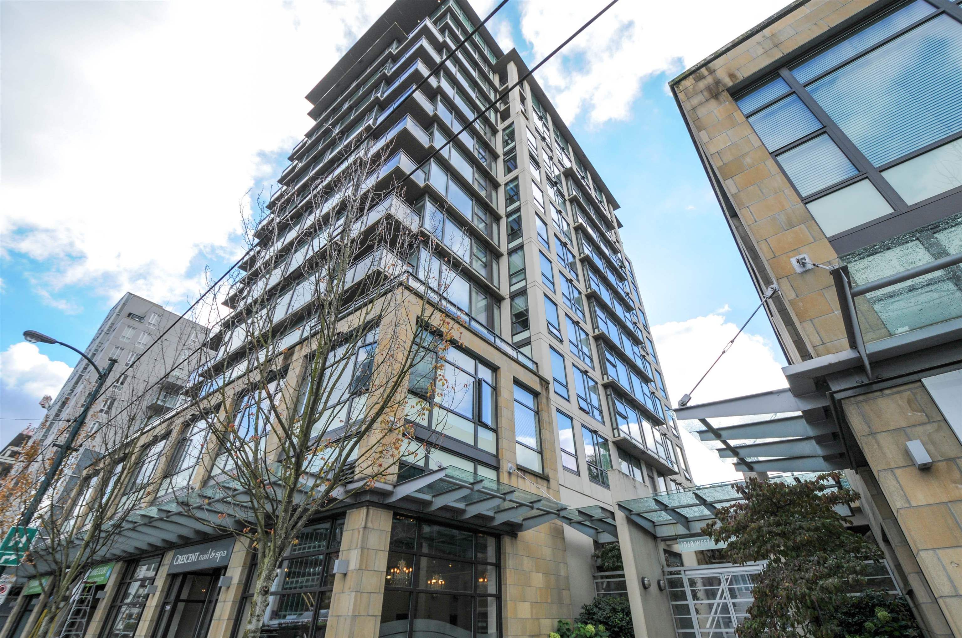 Main Photo: 1005 1068 W BROADWAY in Vancouver: Fairview VW Condo for sale (Vancouver West)  : MLS®# R2611134