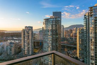 Photo 17: 2906 455 BEACH Crescent in Vancouver: Yaletown Condo for sale in "Park West" (Vancouver West)  : MLS®# R2410734