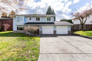 Photo 1: 20548 95A Avenue in Langley: Walnut Grove House for sale : MLS®# R2865214
