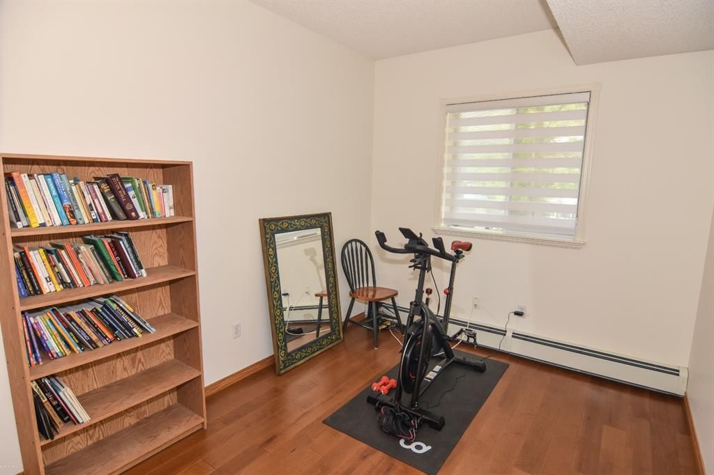 Photo 25: Photos: 122 200 Lincoln Way SW in Calgary: Lincoln Park Apartment for sale : MLS®# A1131432