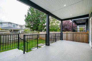 Photo 23: 15456 RUSSELL Avenue: White Rock House for sale (South Surrey White Rock)  : MLS®# R2471976