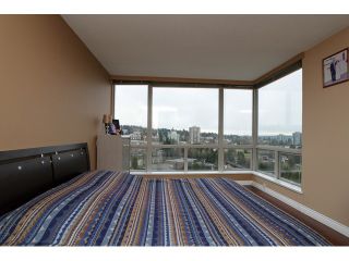 Photo 8: 1405 9623 MANCHESTER Drive in Burnaby: Cariboo Condo for sale in "STRATHMORE TOWERS" (Burnaby North)  : MLS®# V1053890