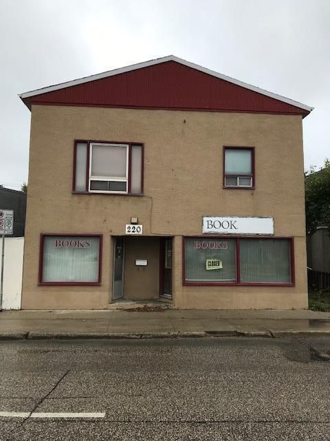 Main Photo: 220 St Mary`s Road in Winnipeg: Industrial / Commercial / Investment for sale (2B)  : MLS®# 202126764
