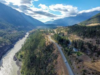 Photo 5: 503 HUNT ROAD: Lillooet House for sale (South West)  : MLS®# 158330