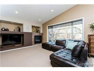 Photo 4: 73 Laurel Ridge Drive in Winnipeg: House for sale : MLS®# 1511713